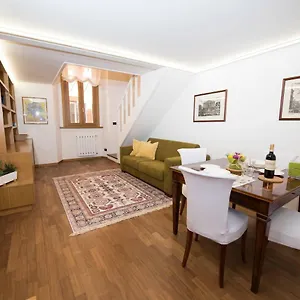 Amoroma Al Pantheon Apartment